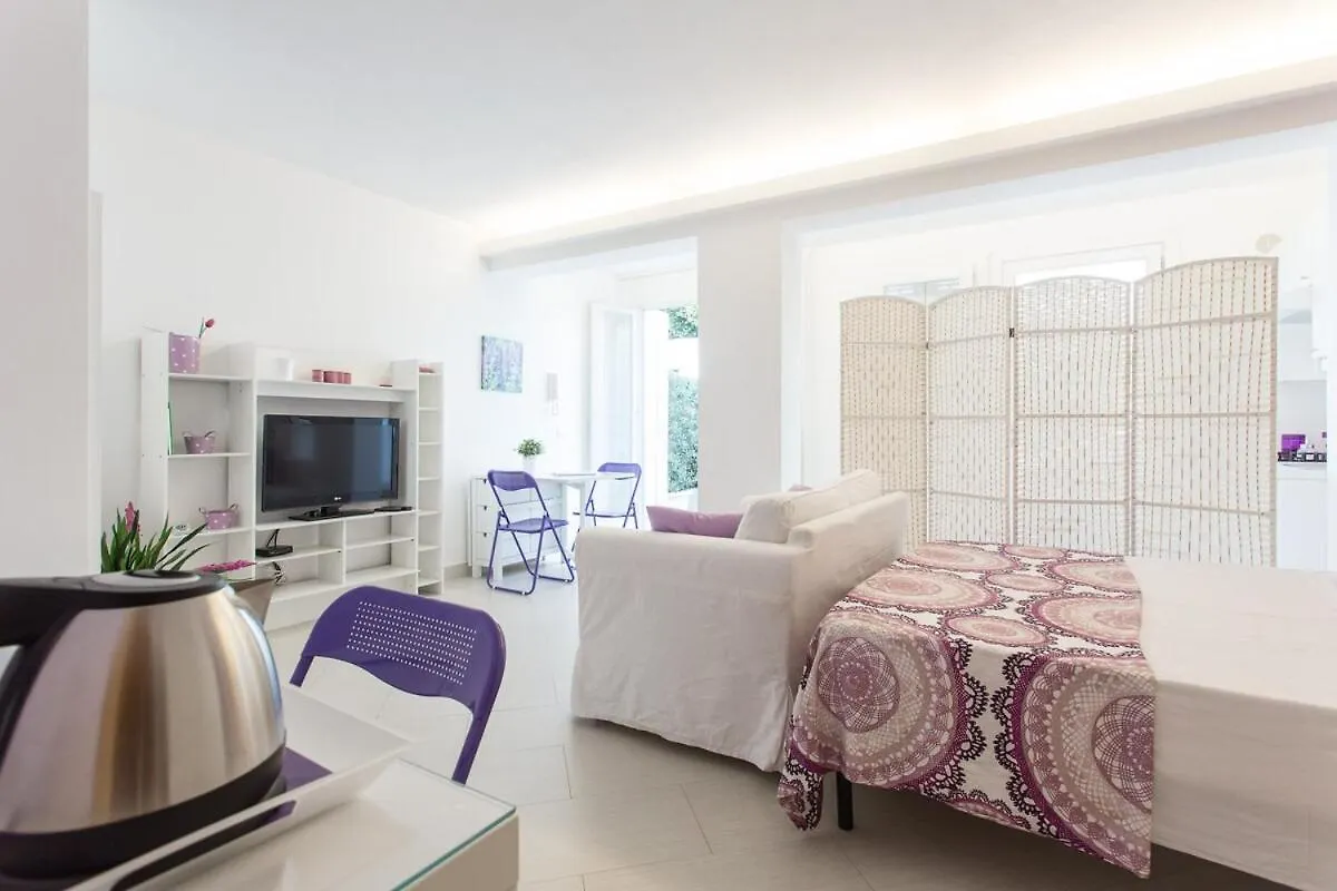 Mondello Suites Feels Like Home 0*,  Italia